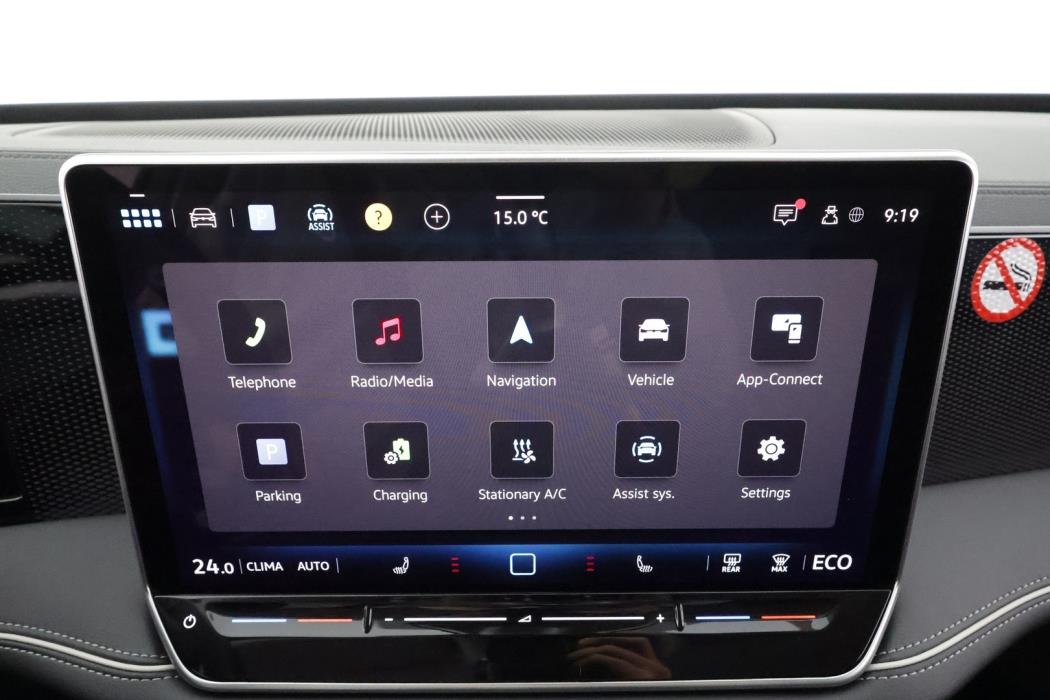 VOLKSWAGEN PASSAT 2025