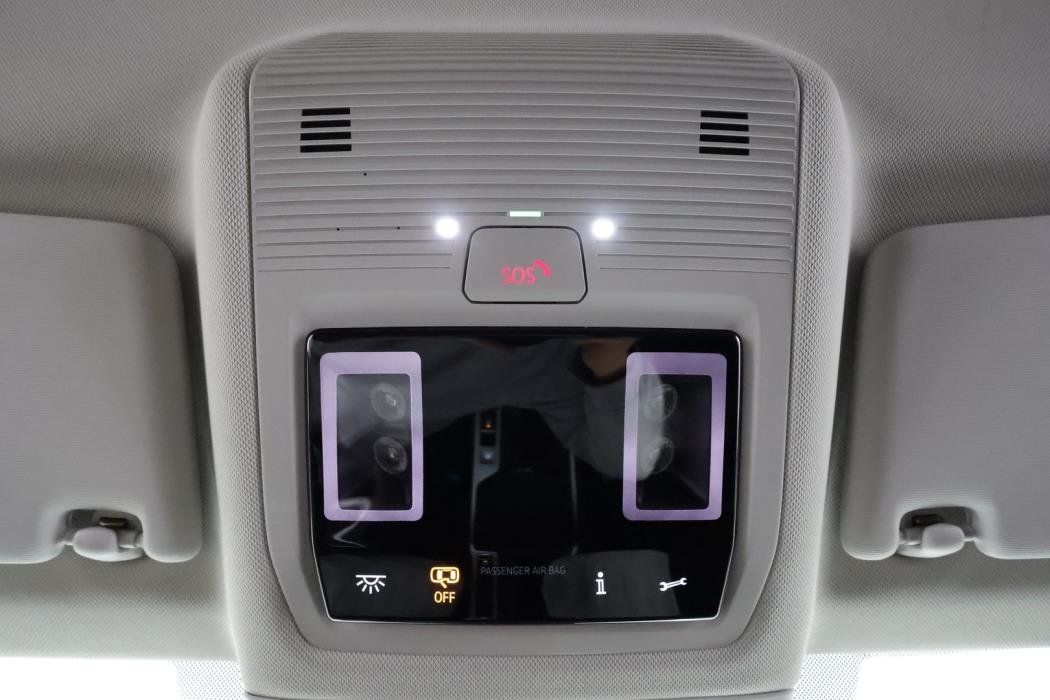 VOLKSWAGEN PASSAT 2025