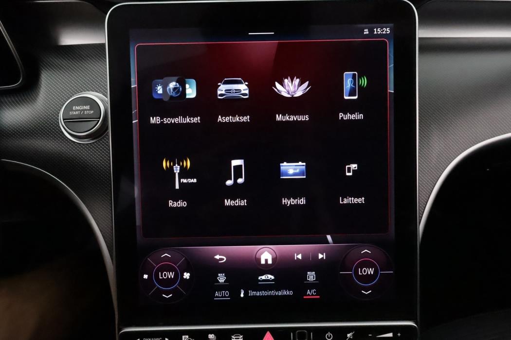 MERCEDES-BENZ C 2023