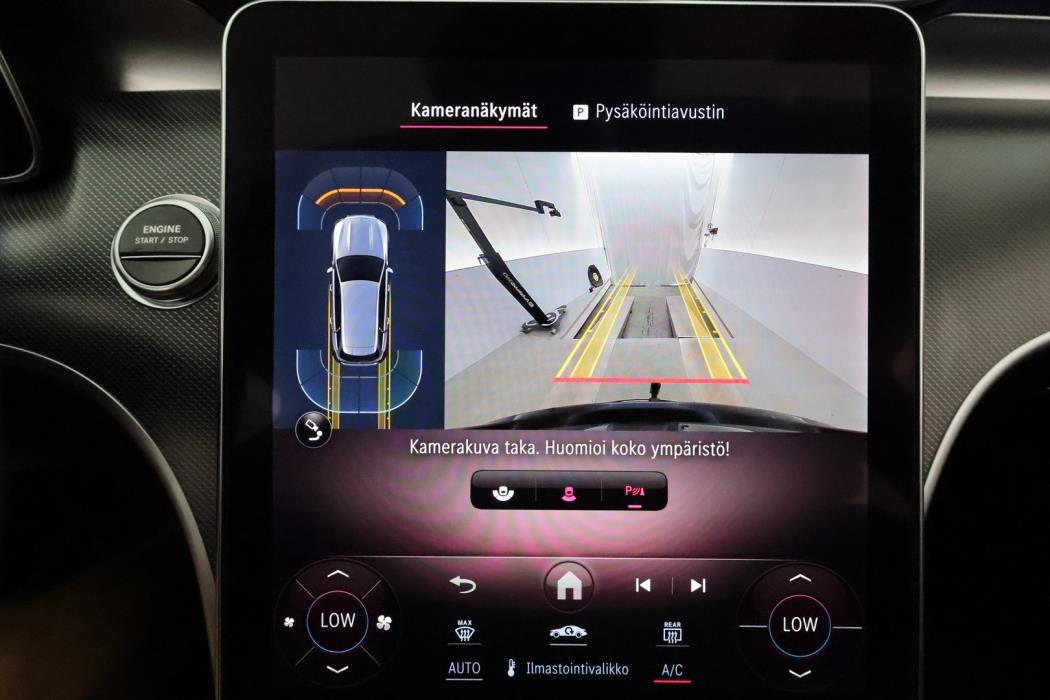 MERCEDES-BENZ C 2023