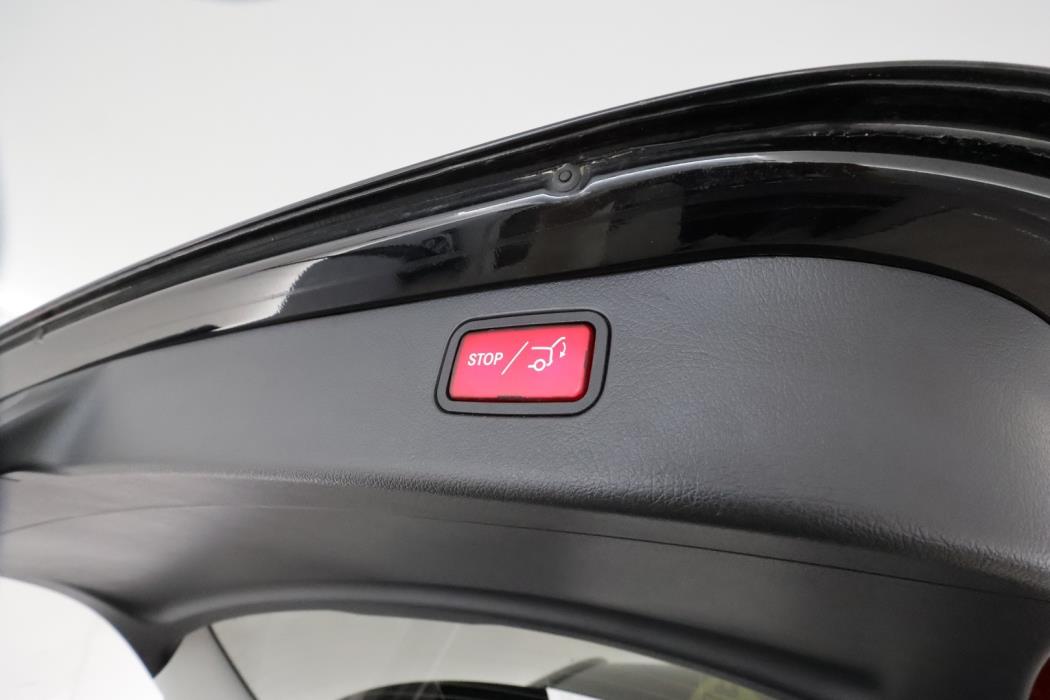 MERCEDES-BENZ C 2023