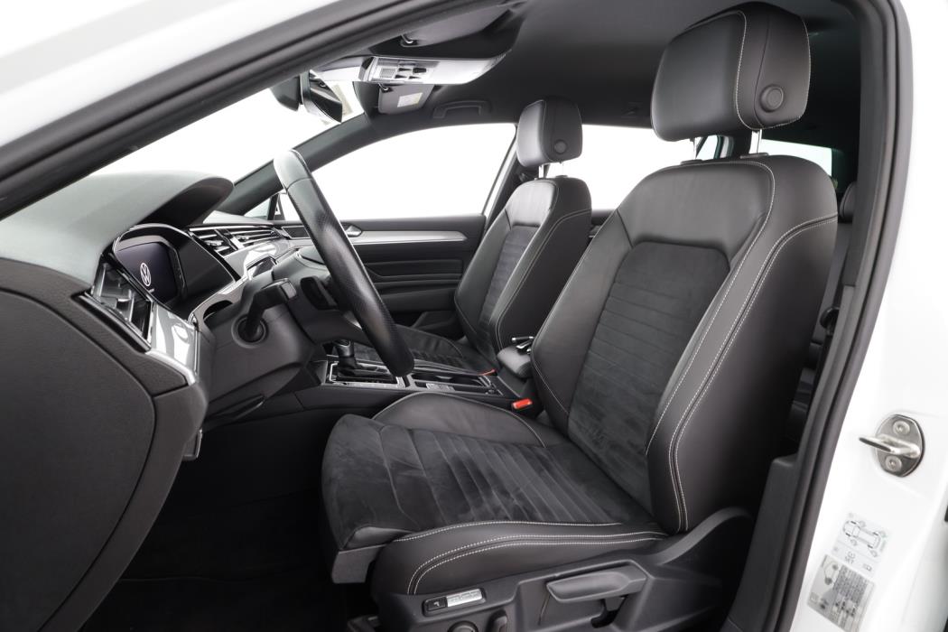 VOLKSWAGEN PASSAT 2021