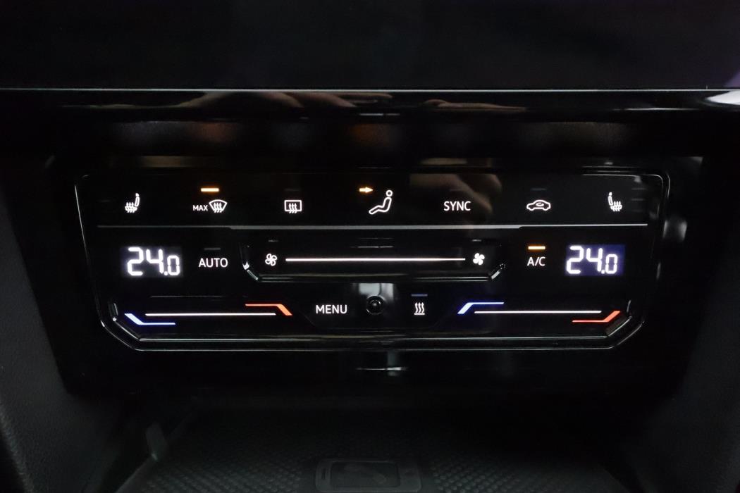 VOLKSWAGEN PASSAT 2021