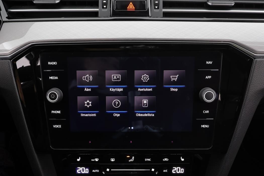 VOLKSWAGEN PASSAT 2021