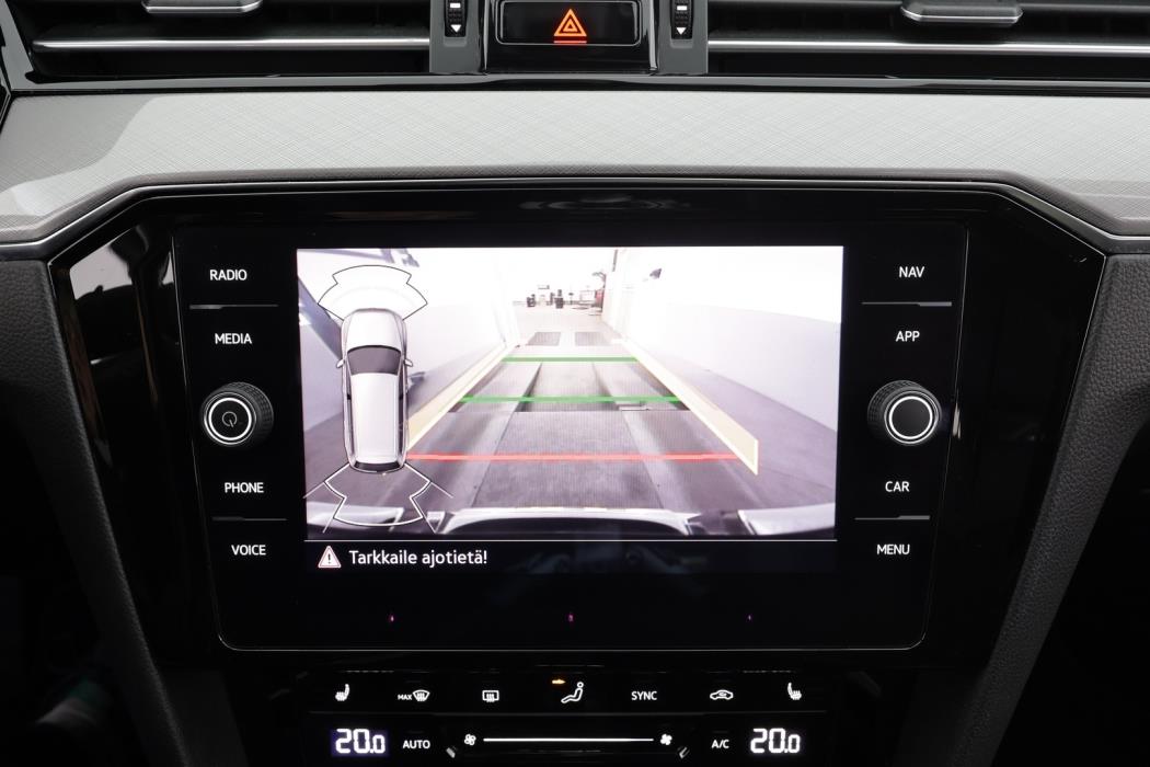 VOLKSWAGEN PASSAT 2021