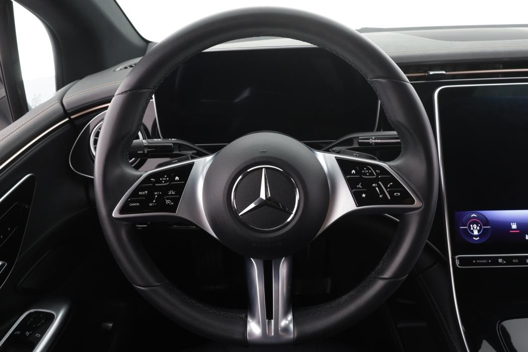 MERCEDES-BENZ EQE 2024