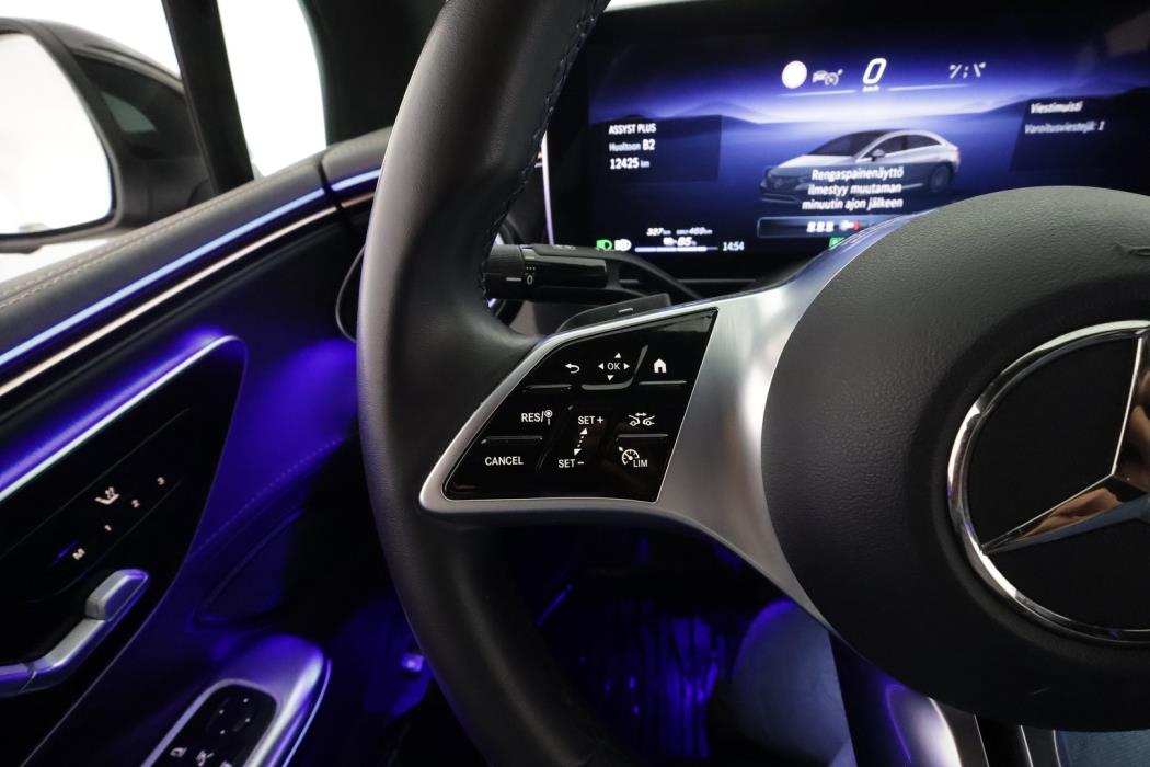 MERCEDES-BENZ EQE 2024