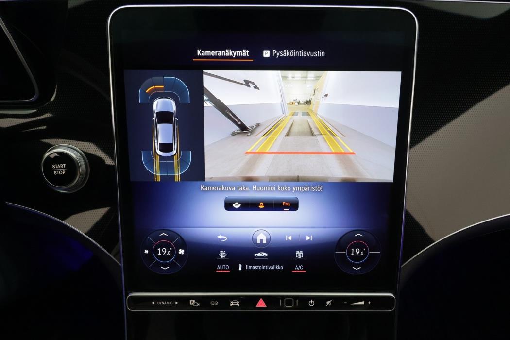 MERCEDES-BENZ EQE 2024