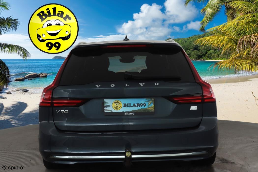 VOLVO V90 2022