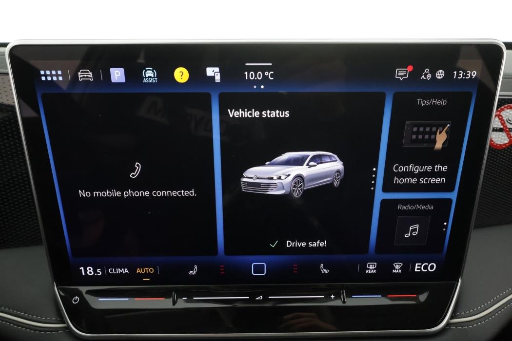 VOLKSWAGEN PASSAT 2025