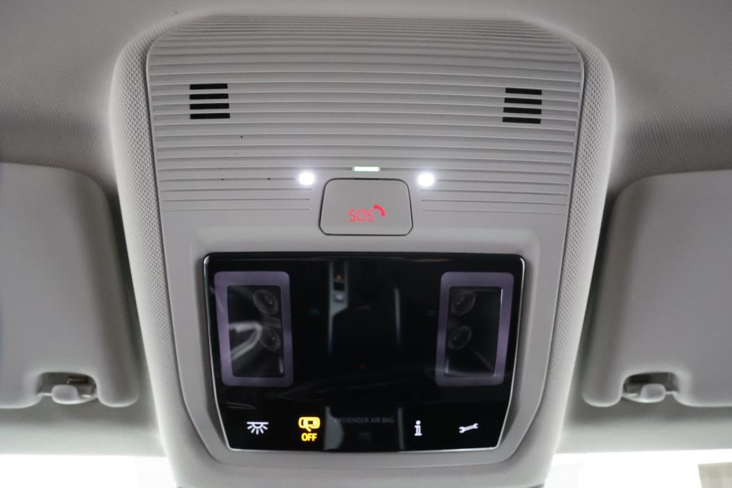 VOLKSWAGEN PASSAT 2025