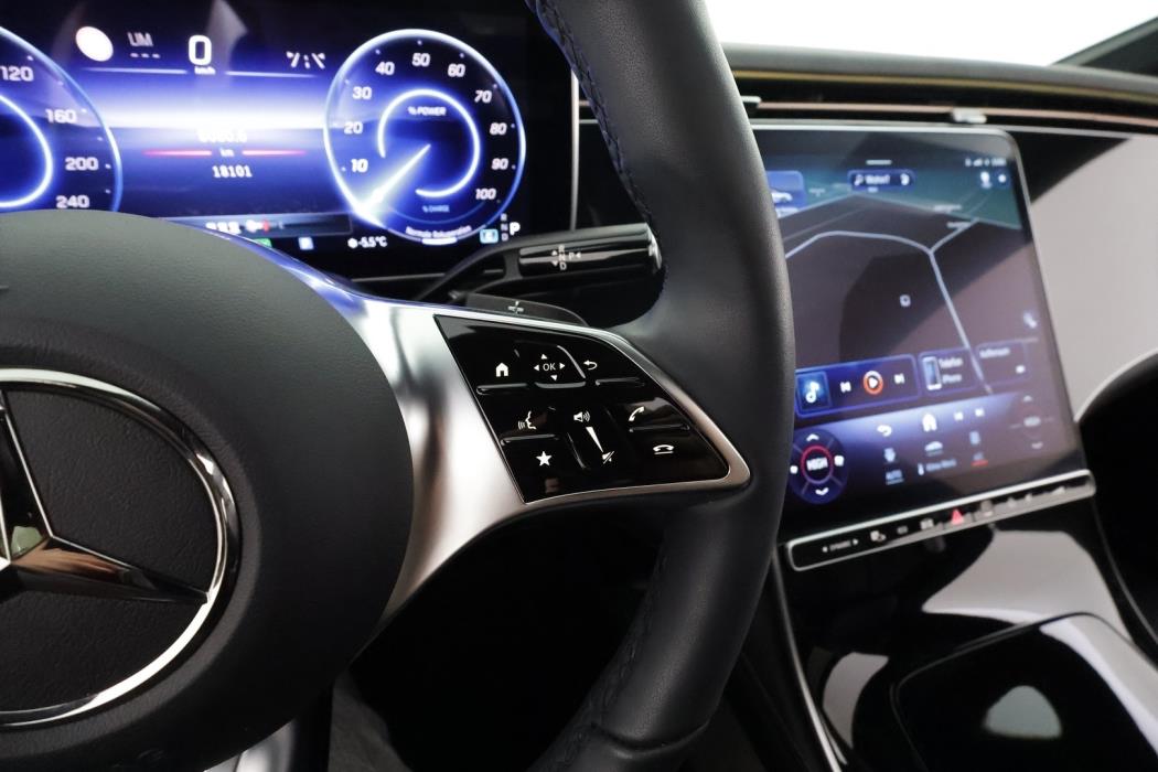 MERCEDES-BENZ EQE 2025