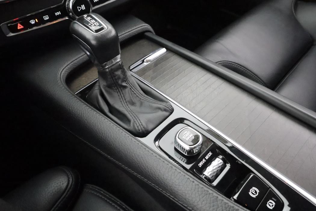 VOLVO V90 Cross Country 2018