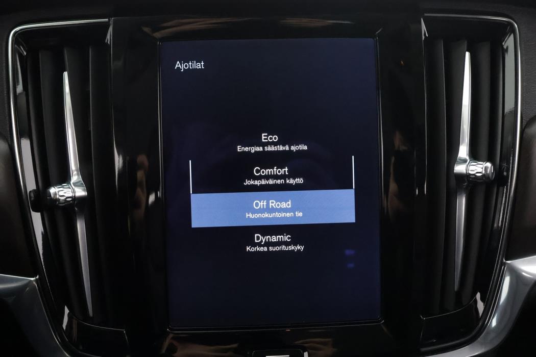 VOLVO V90 Cross Country 2018