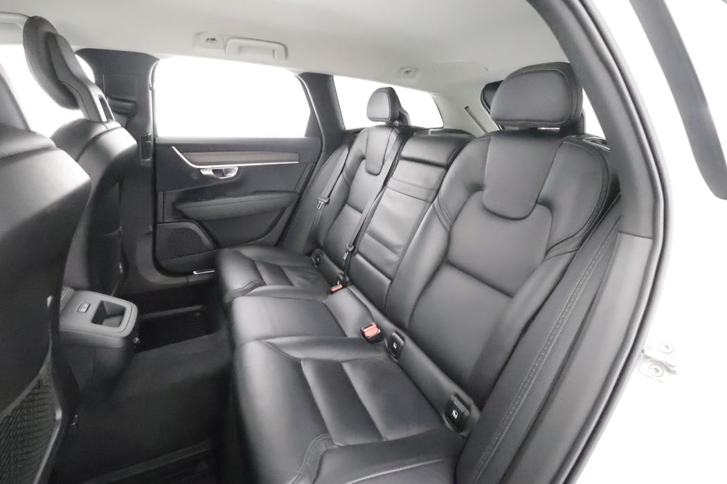 VOLVO V90 Cross Country 2018