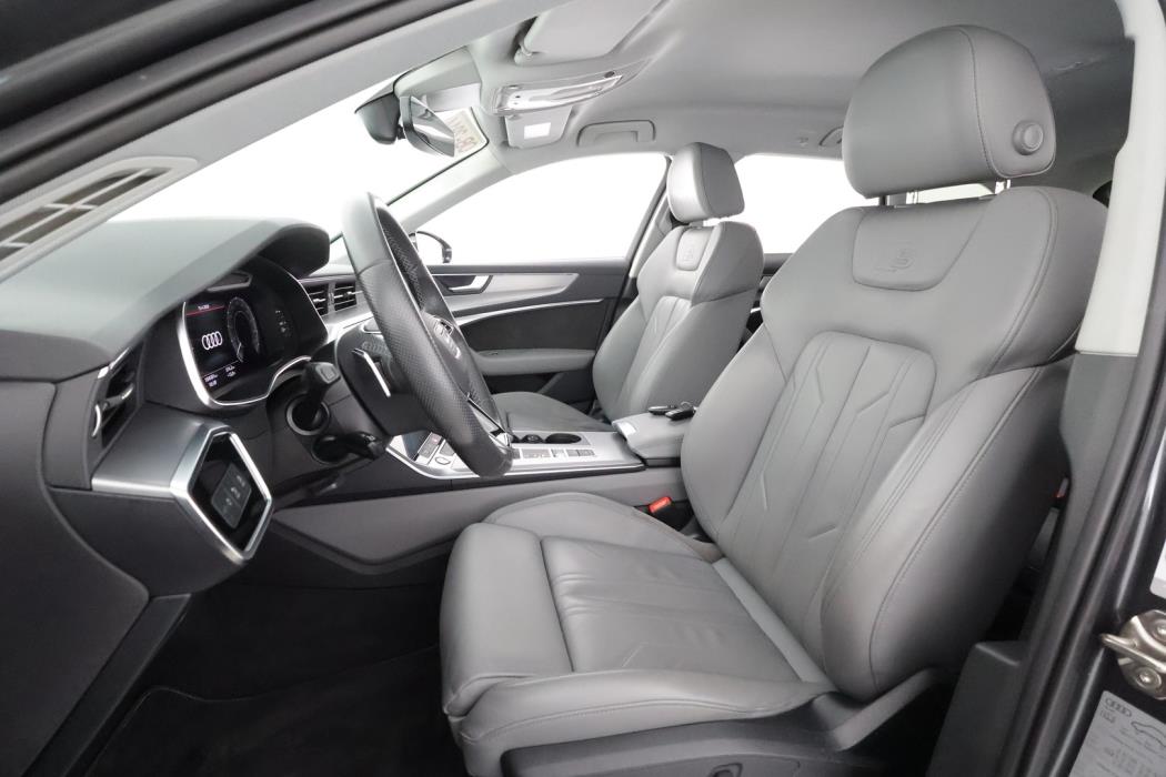 AUDI A6 2021