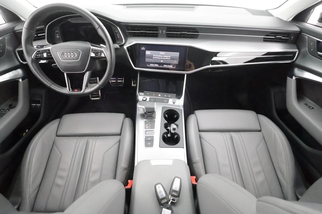AUDI A6 2021