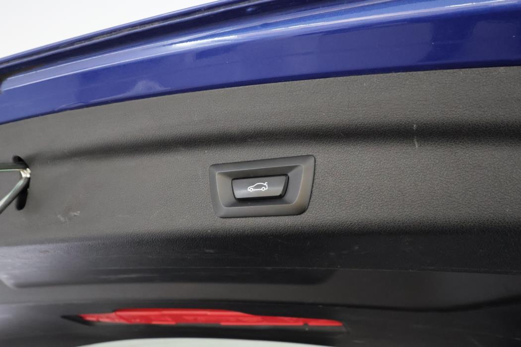 BMW 225 2023
