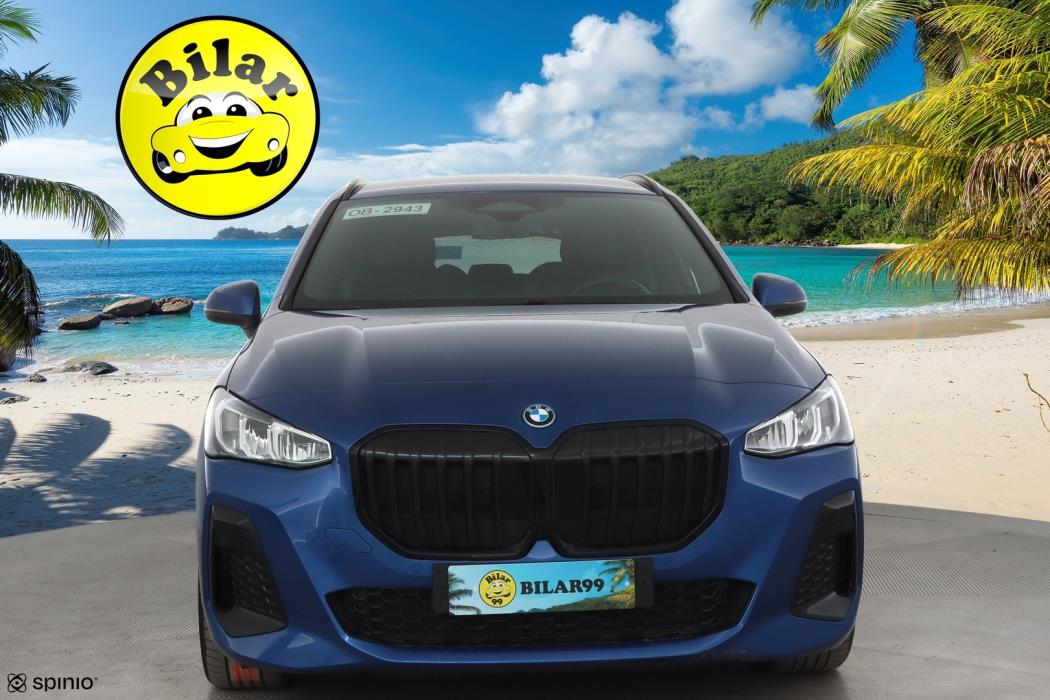 BMW 225 2023