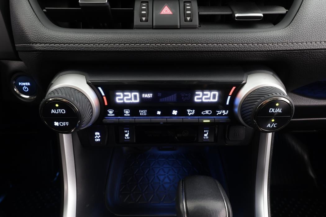 TOYOTA RAV4 2022