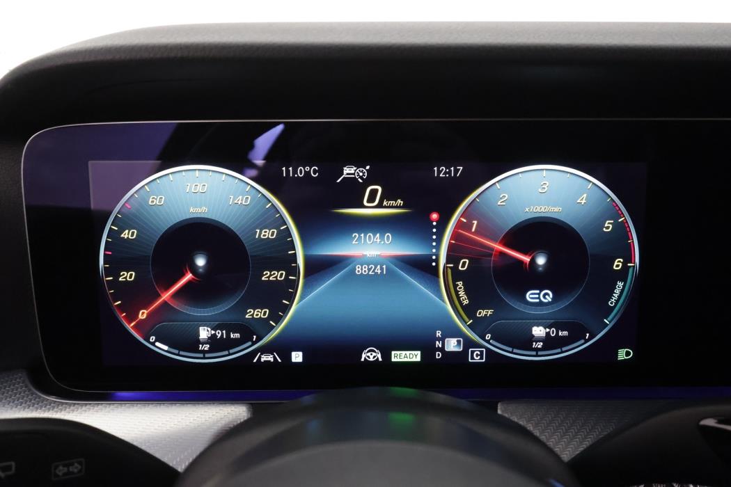 MERCEDES-BENZ E 2021