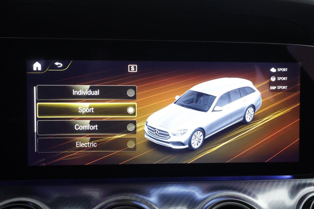 MERCEDES-BENZ E 2021