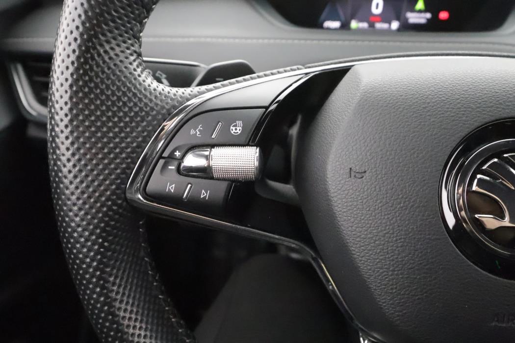SKODA ENYAQ 2023
