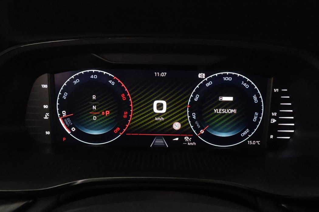 SKODA OCTAVIA 2023