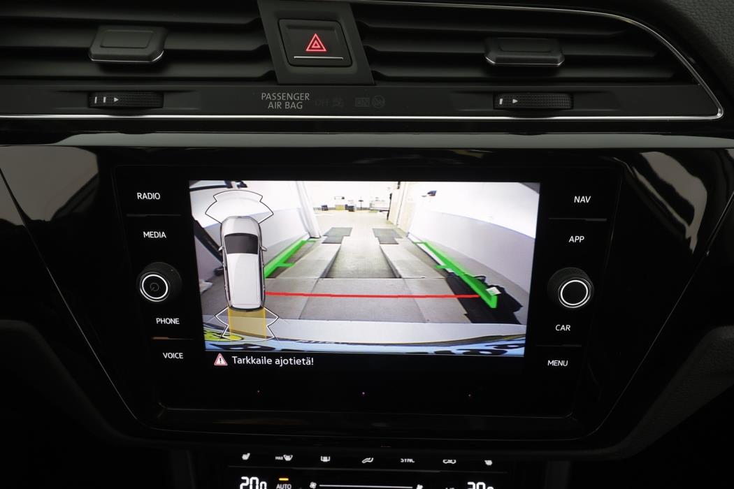VOLKSWAGEN TOURAN 2023