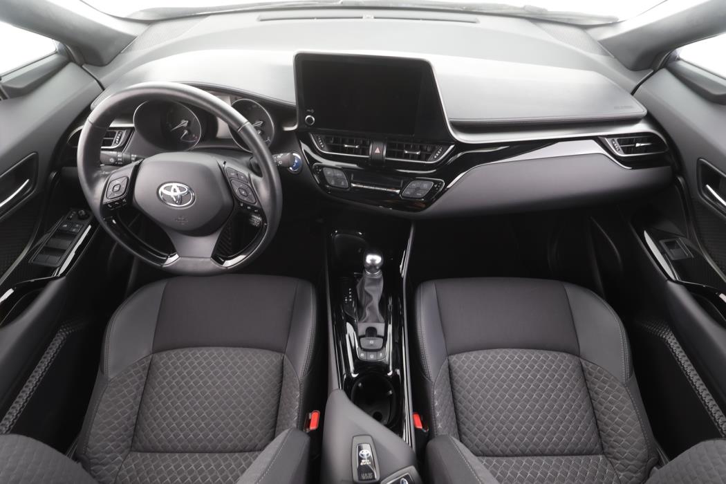 TOYOTA C-HR 2024