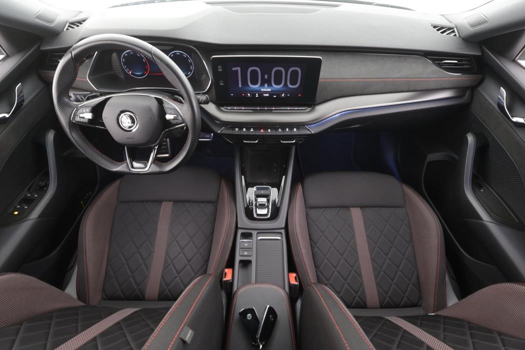 SKODA OCTAVIA 2023
