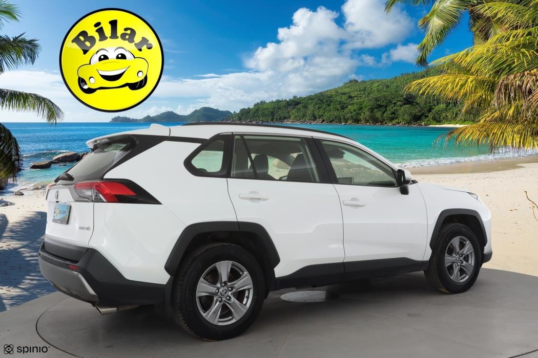 TOYOTA RAV4 2023