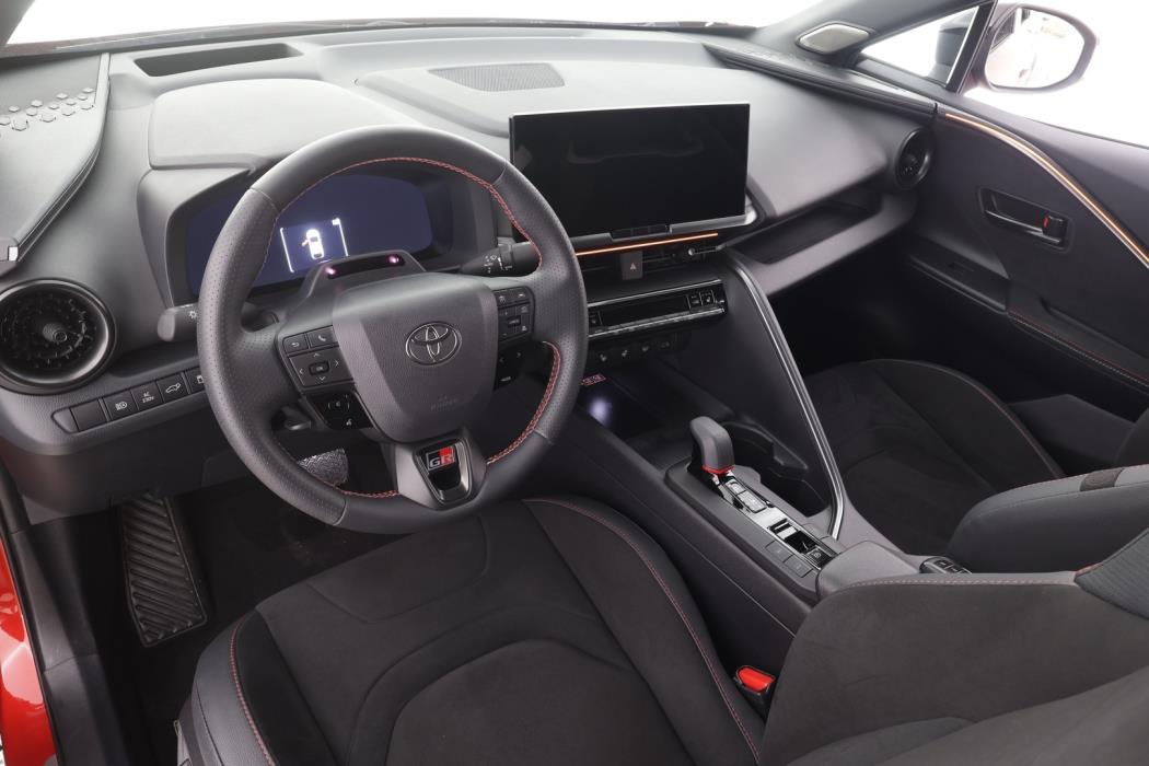 TOYOTA C-HR 2024