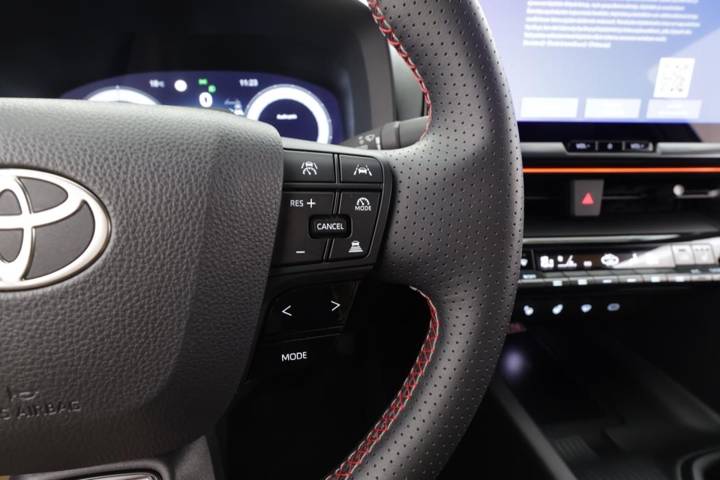 TOYOTA C-HR 2024