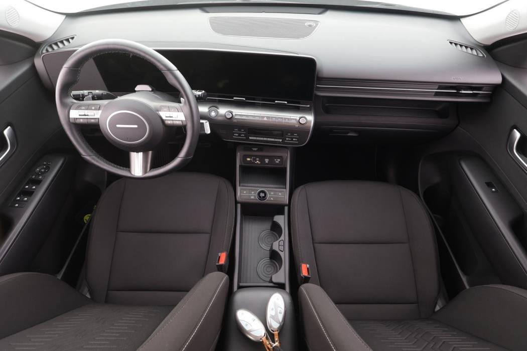 HYUNDAI KONA ELECTRIC 2024