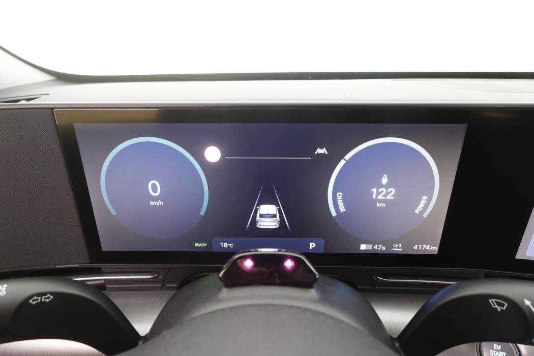 HYUNDAI KONA ELECTRIC 2024