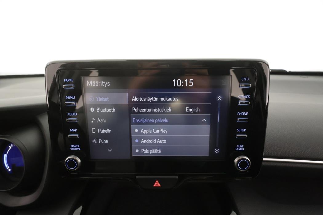 TOYOTA YARIS CROSS 2023