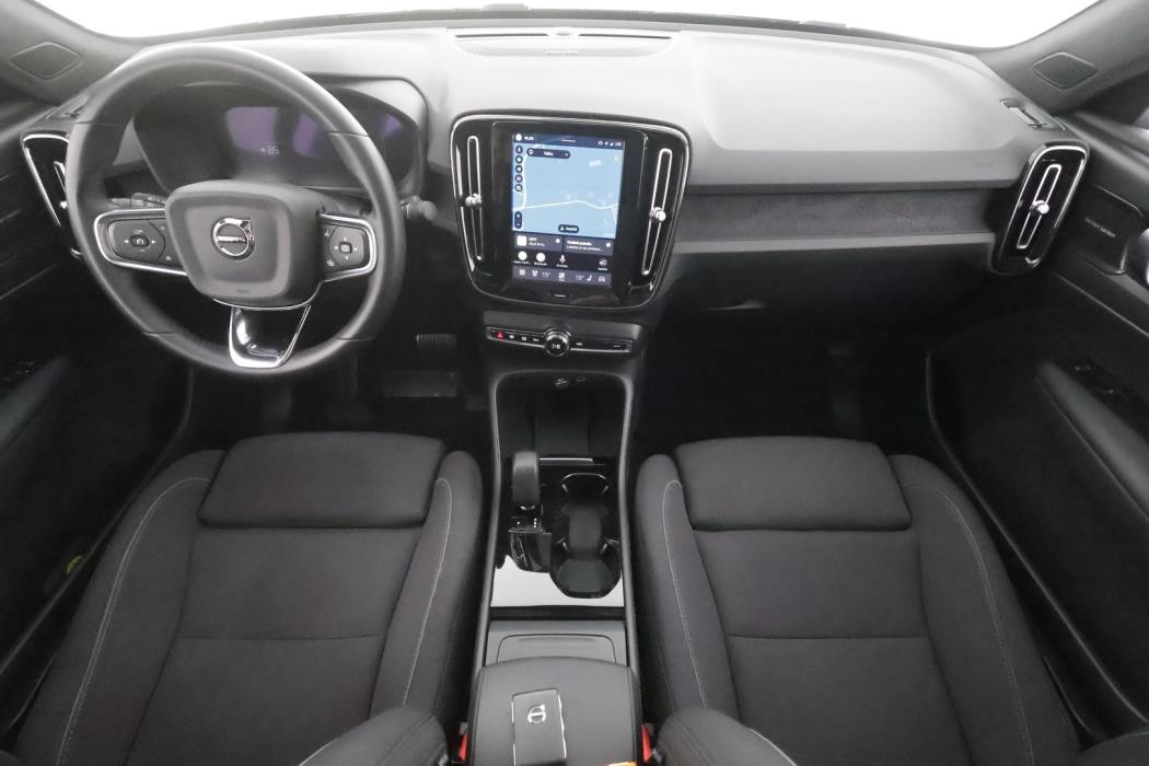 VOLVO C40 2023