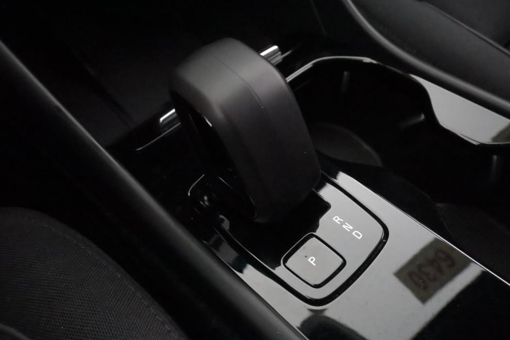 VOLVO C40 2023