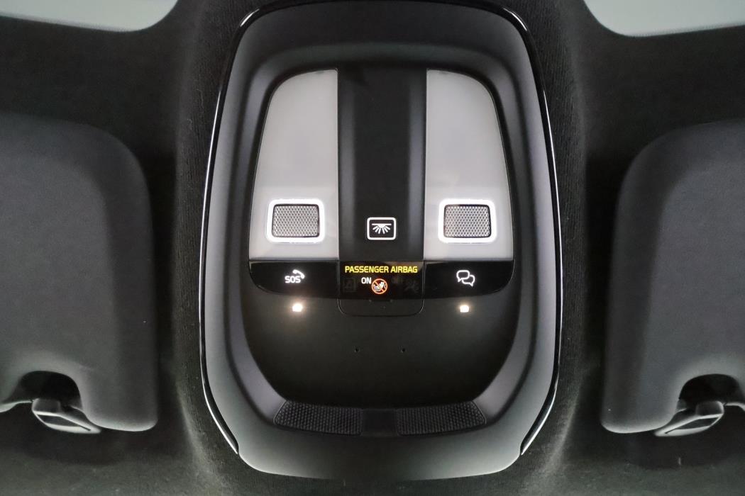 VOLVO C40 2023