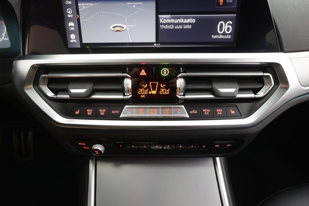BMW 318 2022