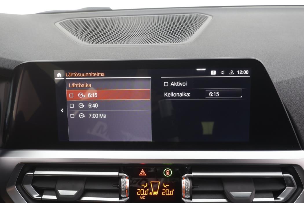 BMW 318 2022