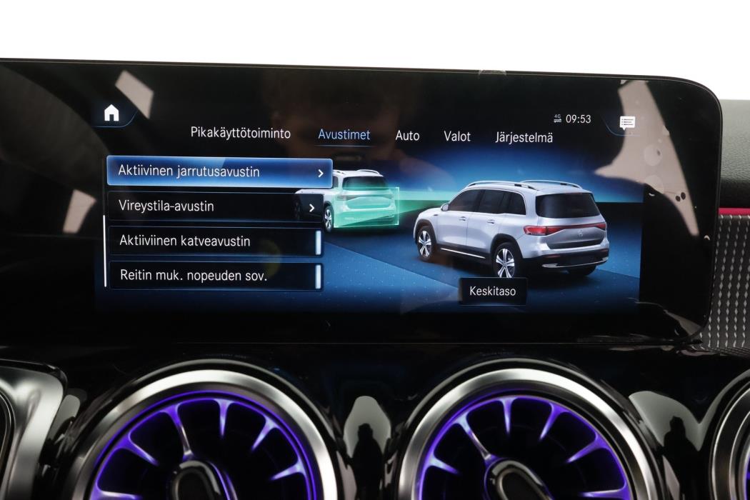 MERCEDES-BENZ EQB 2023