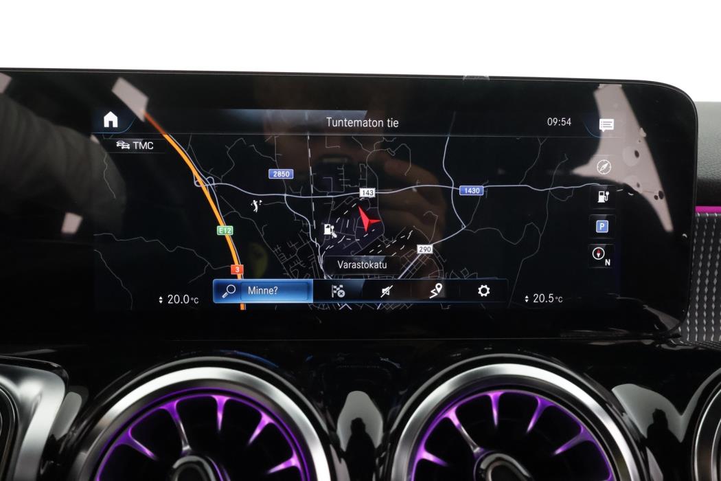 MERCEDES-BENZ EQB 2023