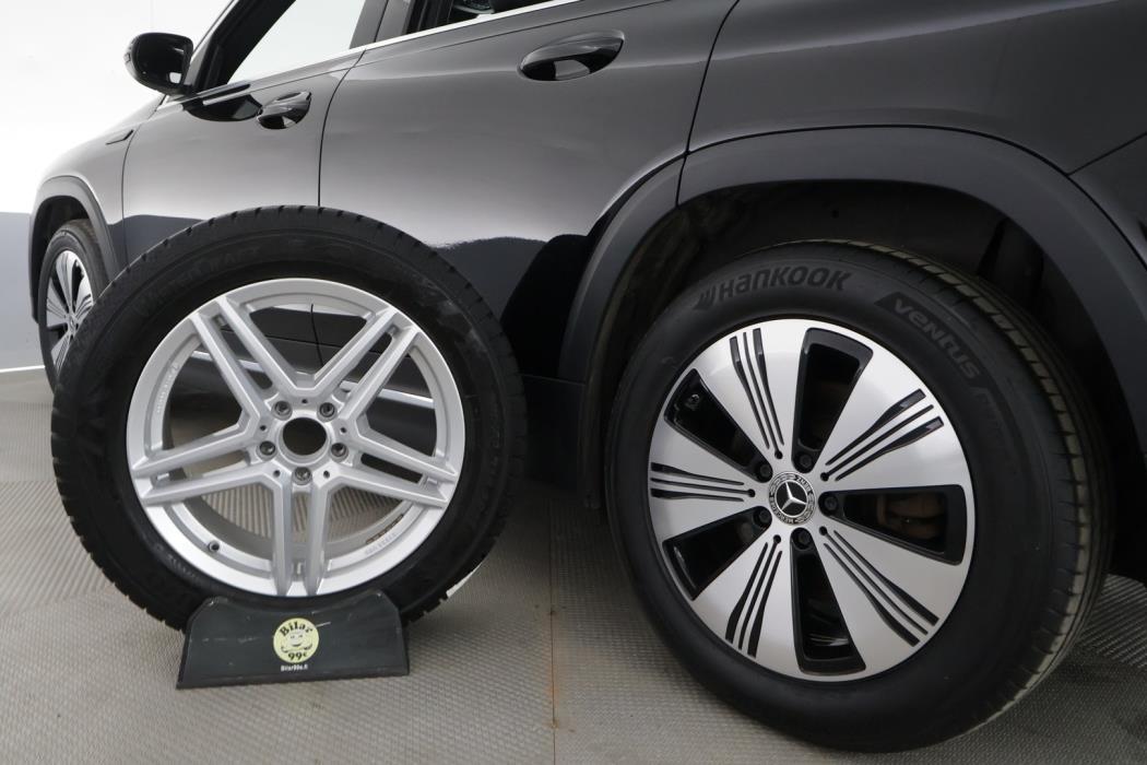 MERCEDES-BENZ EQB 2023