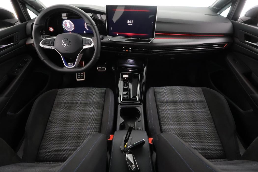 VOLKSWAGEN GOLF 2026