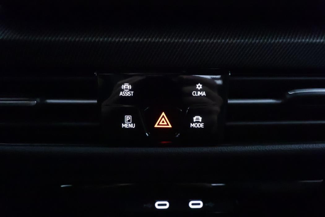 VOLKSWAGEN GOLF 2026