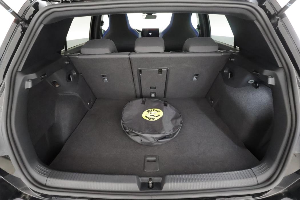 VOLKSWAGEN GOLF 2026