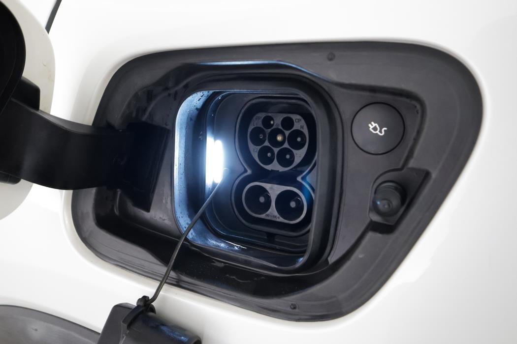 VOLVO C40 2024