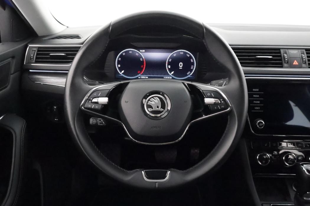 SKODA Superb 2024